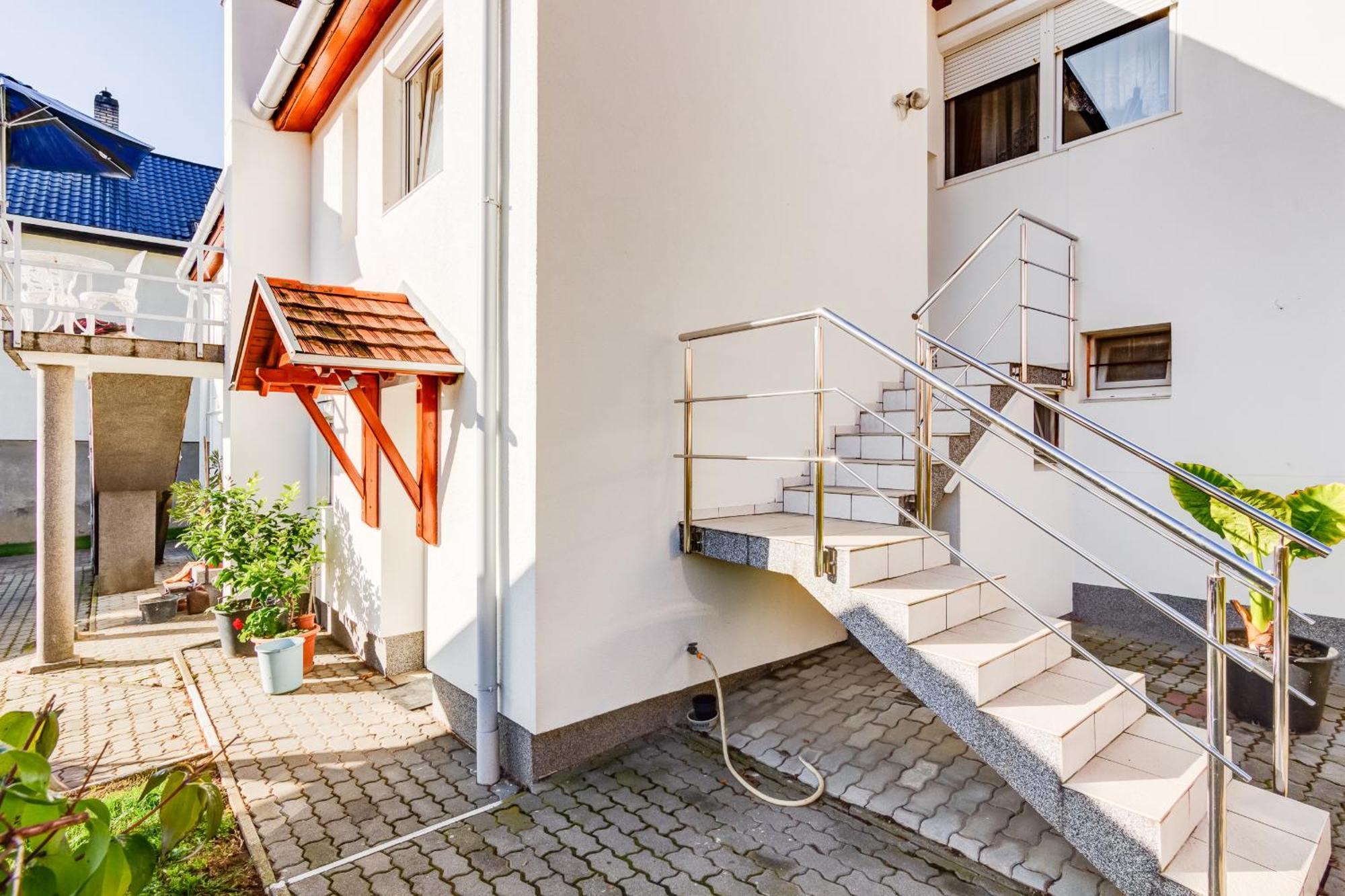 Ilona Apartman Hévíz Exteriér fotografie